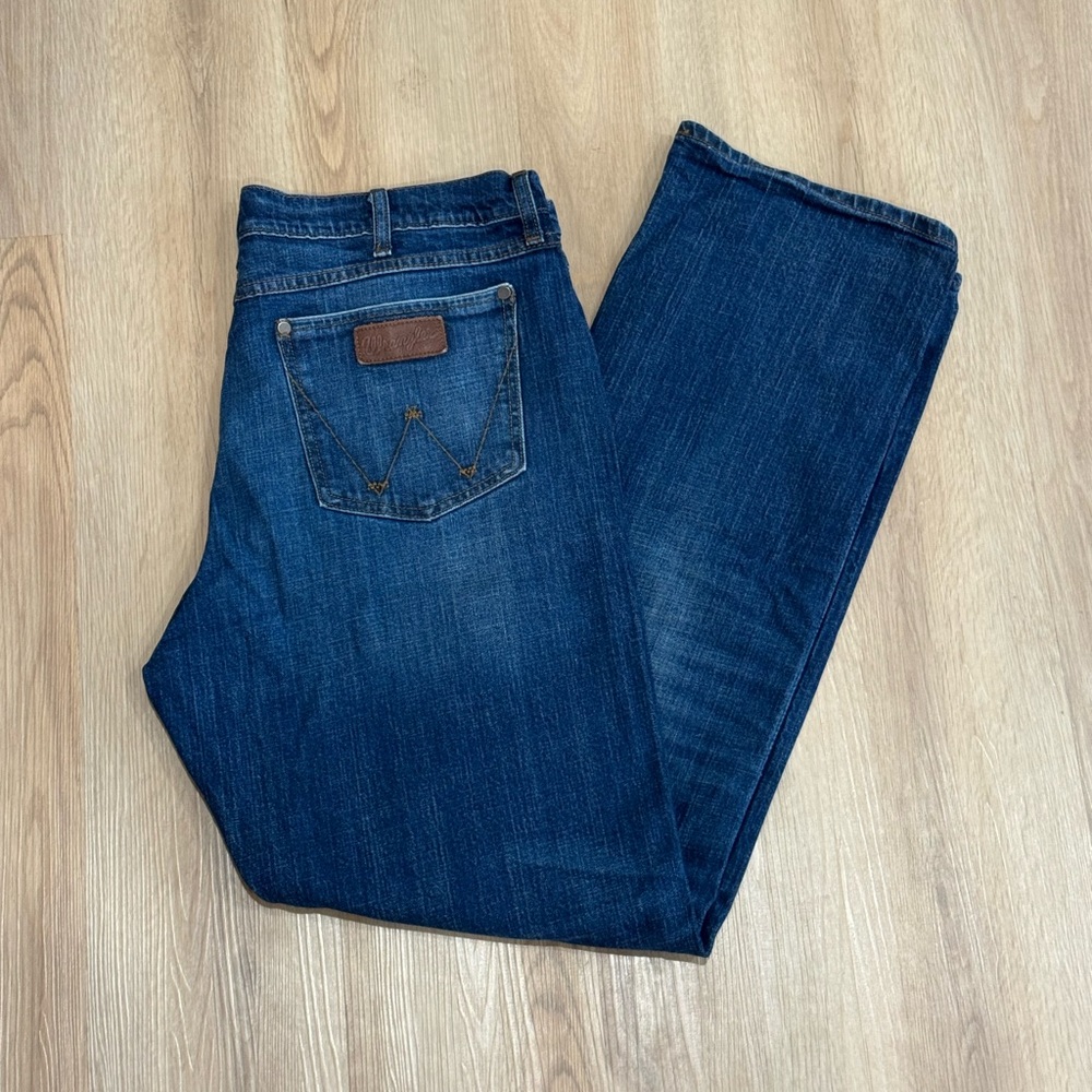 Wrangler Dark Blue Straight Jeans